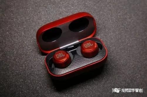 除Apple AirPods外，還有哪些值得入手的 TWS 藍牙耳機？耳麥與耳機的區別全解析